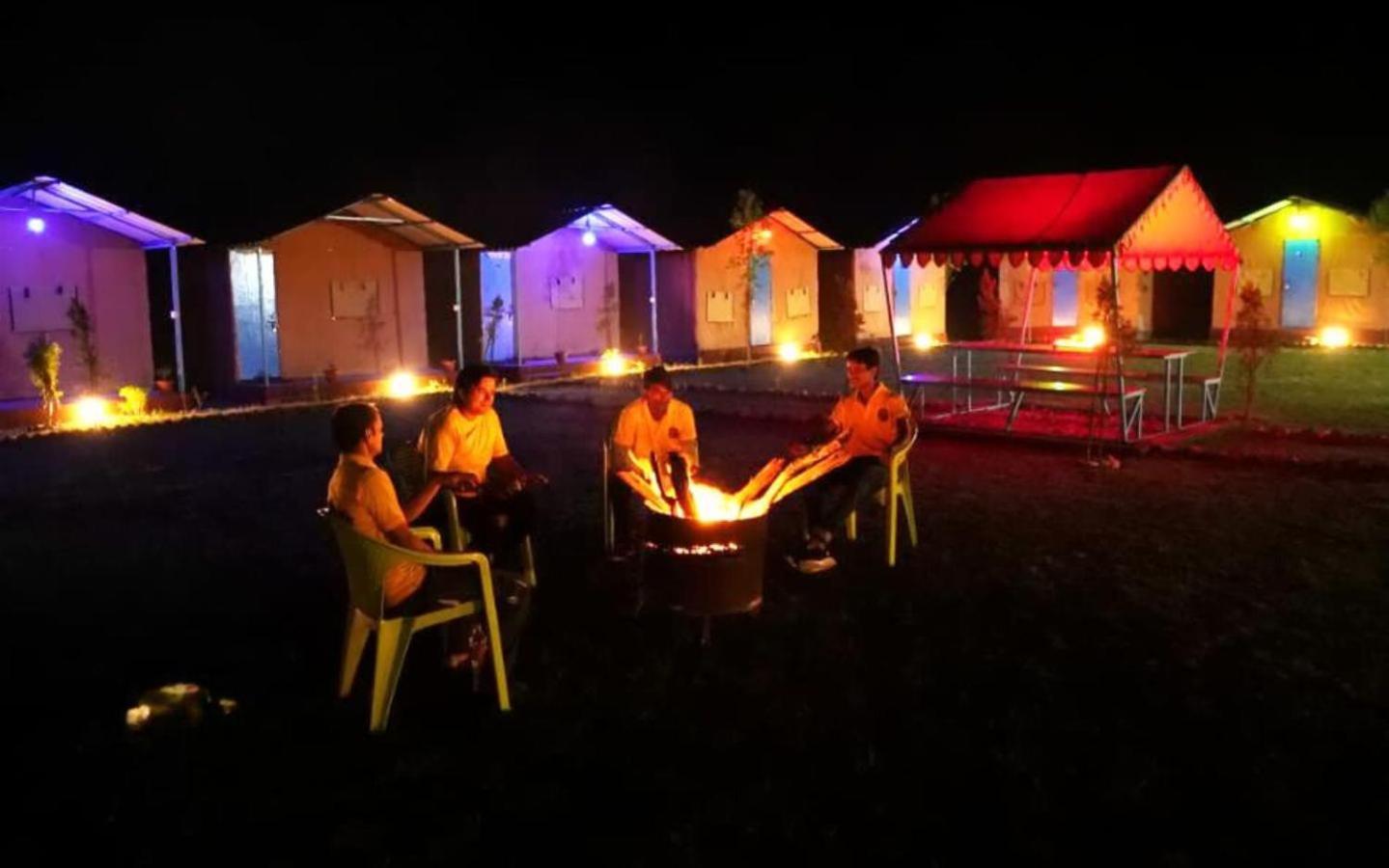 Riverside Glamping By Stayapart X Elephant Brook Bijni Exterior foto